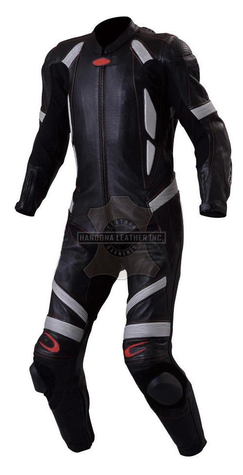 Maxima Black